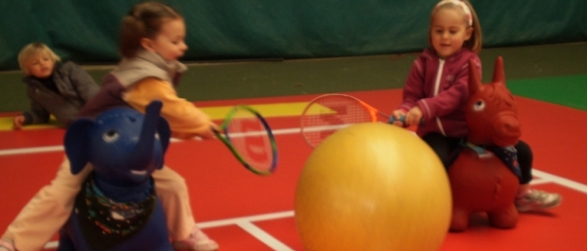 enfants-baby-tennis